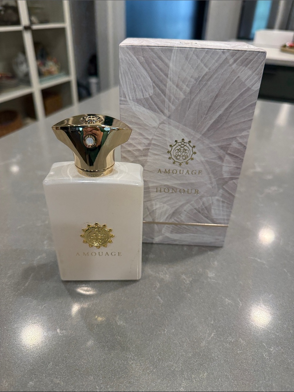 Amouage Honour Men’s Fragrance — White with Gold Accents